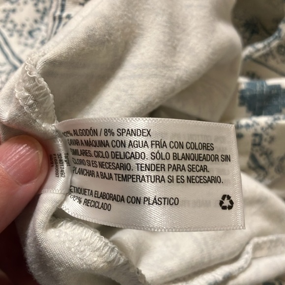 Women’s holiday pjs. Size M Hearthb& Hand. Excellent used  condition. - Picture 8 of 9